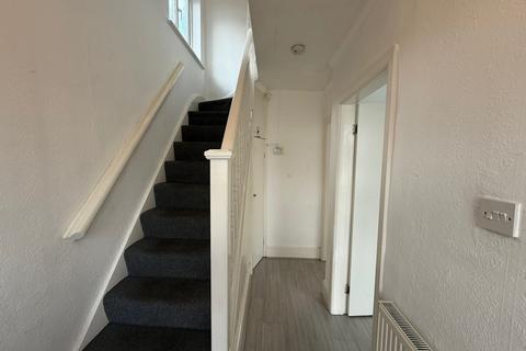 undefined, Avon Road, Solihull
