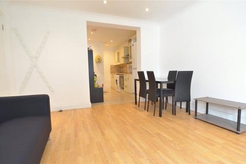 2 bedroom apartment to rent, Herne Hill Road, London, SE24
