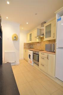 2 bedroom apartment to rent, Herne Hill Road, London, SE24