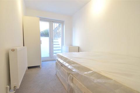 2 bedroom apartment to rent, Herne Hill Road, London, SE24
