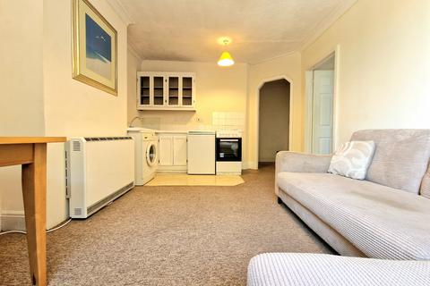 1 bedroom flat to rent, Burgess Road, Bassett