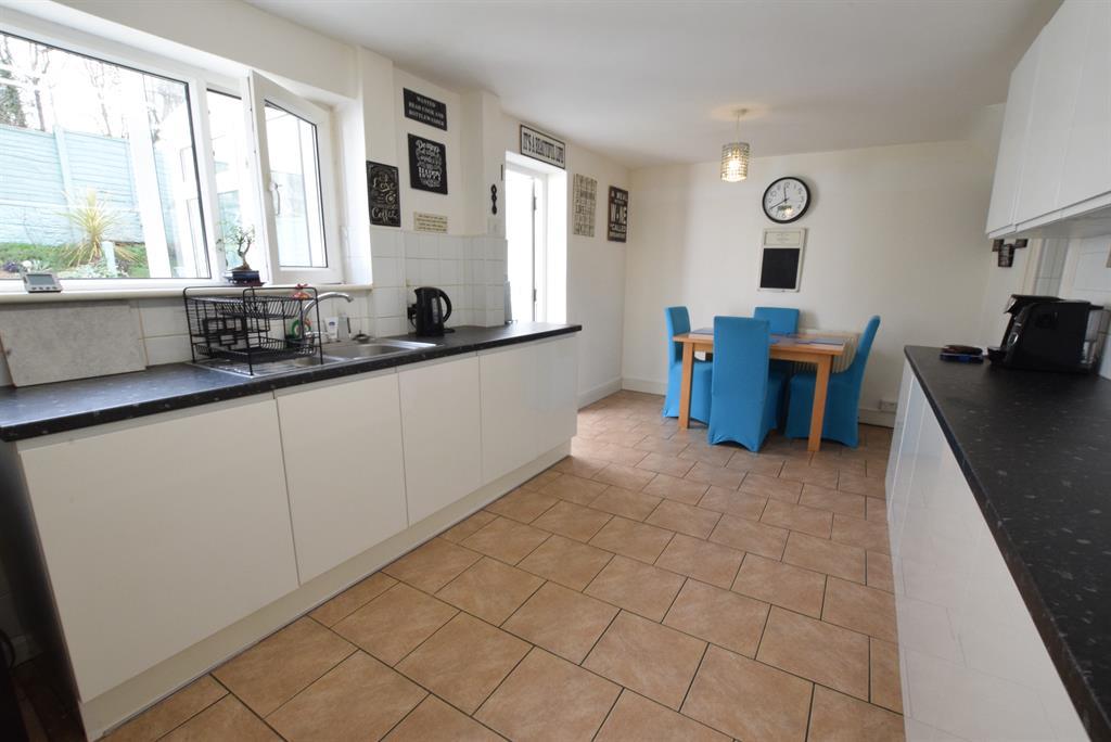 Kitchen angle 2
