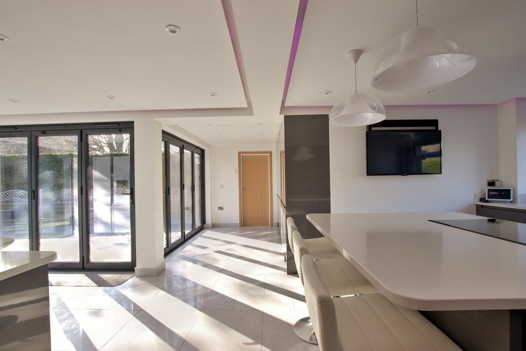 BLACKBROOK HOUSE DRIVE, FAREHAM 5 bed detached house for sale £895,000