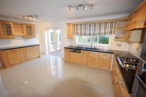 4 bedroom detached house to rent, Abbots Row, Lytham St Annes