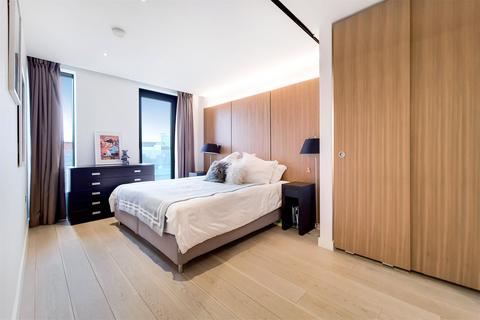 2 bedroom penthouse for sale - Hollen Street, Soho, London, W1F
