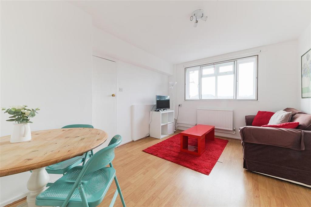 Harwood Court, Upper Richmond Road, Putney 1 bed apartment £300,000