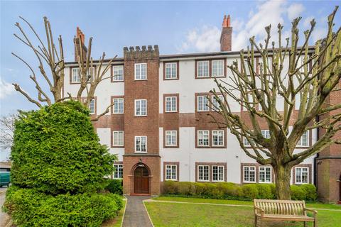 2 bedroom flat to rent, Gloucester Court, Kew Road, Kew, Richmond
