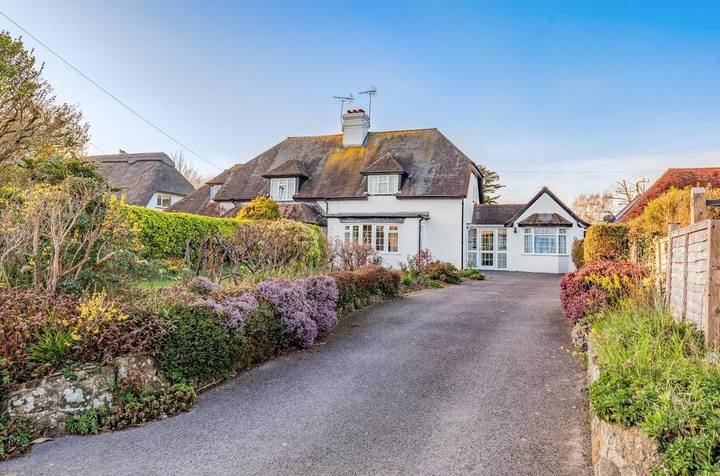 Middleton Road, MiddletonOnSea, Bognor Regis, PO22 3 bed semi