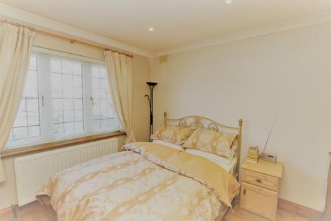 31 Woodcock Dell Avenue, Harrow, HA3 0PW