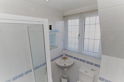 31 Woodcock Dell Avenue, Harrow, HA3 0PW