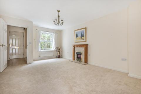 10 Brock Close, Deepcut, Camberley, GU16 6GA