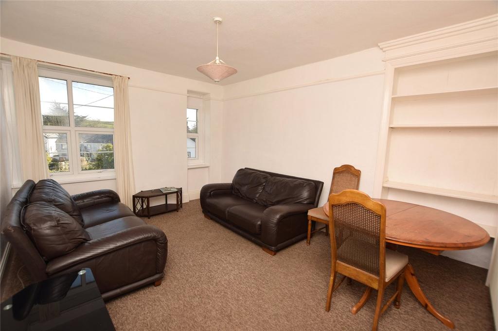 Flat 1 Lroom