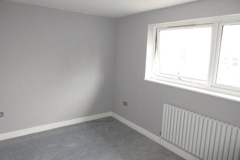 4 Aplin Way, Isleworth, TW7 4RJ