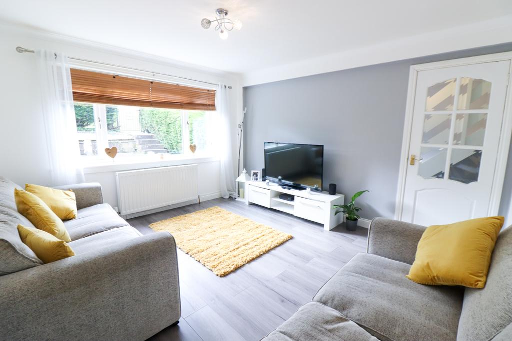 Woodend Walk, Armadale EH48 3 bed terraced house £119,000