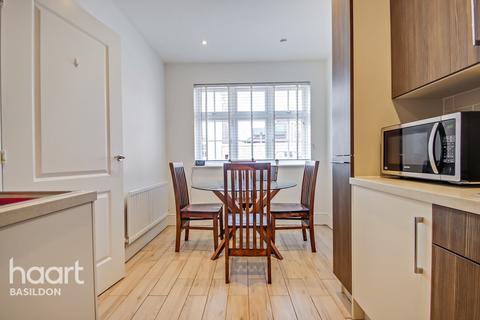 12 Bebington Link, Langdon Hills, Basildon, SS16 5LE