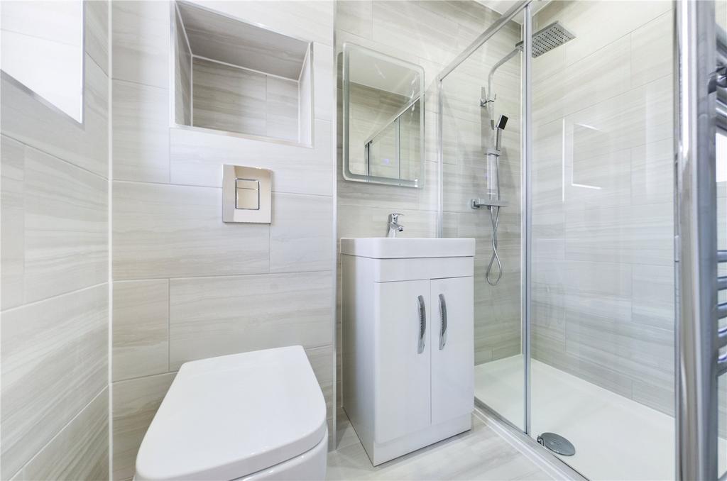 En-Suite Shower