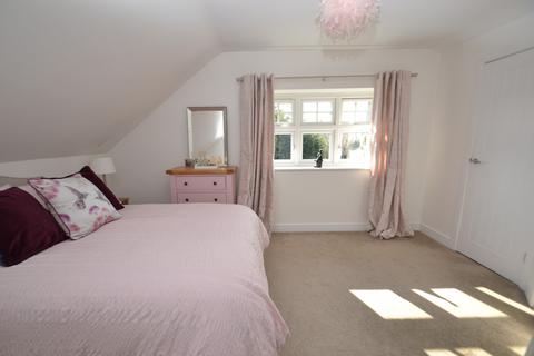 7a Hayters Way, Alderholt, Fordingbridge, SP6 3AX