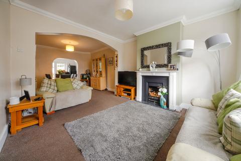 37 Chesterfield Road, Enfield, EN3 6BE