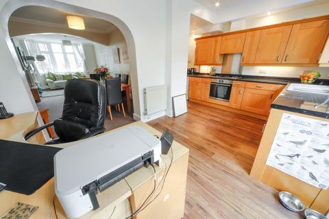 37 Chesterfield Road, Enfield, EN3 6BE