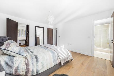 57 Burleigh Park, Cobham, KT11 2DU