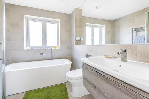 57 Burleigh Park, Cobham, KT11 2DU