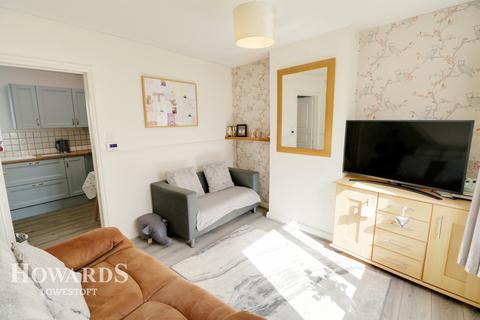 10 Clement Square, Lowestoft, NR33 0LT