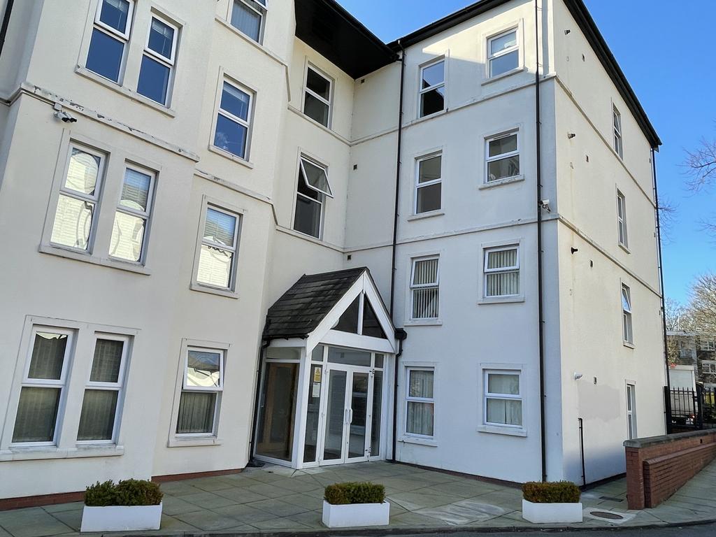 Belvedere House, 4 Ullet Road, 20... 2 bed apartment £800 pcm (£185 pw)