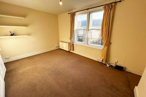 undefined, High Street South, Olney, MK46