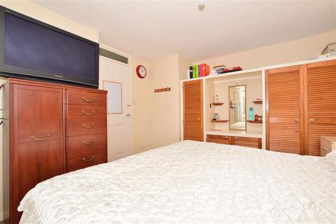 6 Andromeda Close, Bewbush, Crawley, RH11 6DD