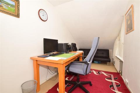 6 Andromeda Close, Bewbush, Crawley, RH11 6DD