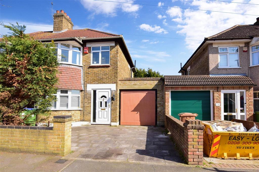 Selsey Crescent, Welling, Kent 3 bed semidetached house £460,000