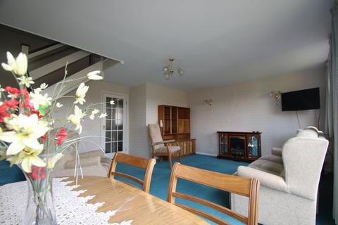 70 Glentrammon Road, Orpington, BR6 6DG