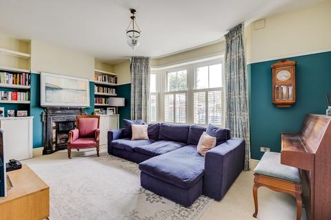 43 Seymour Gardens, Twickenham, TW1 3AR