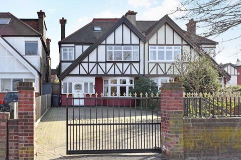 68 Cleveland Road, Ealing, London, W13 8AJ