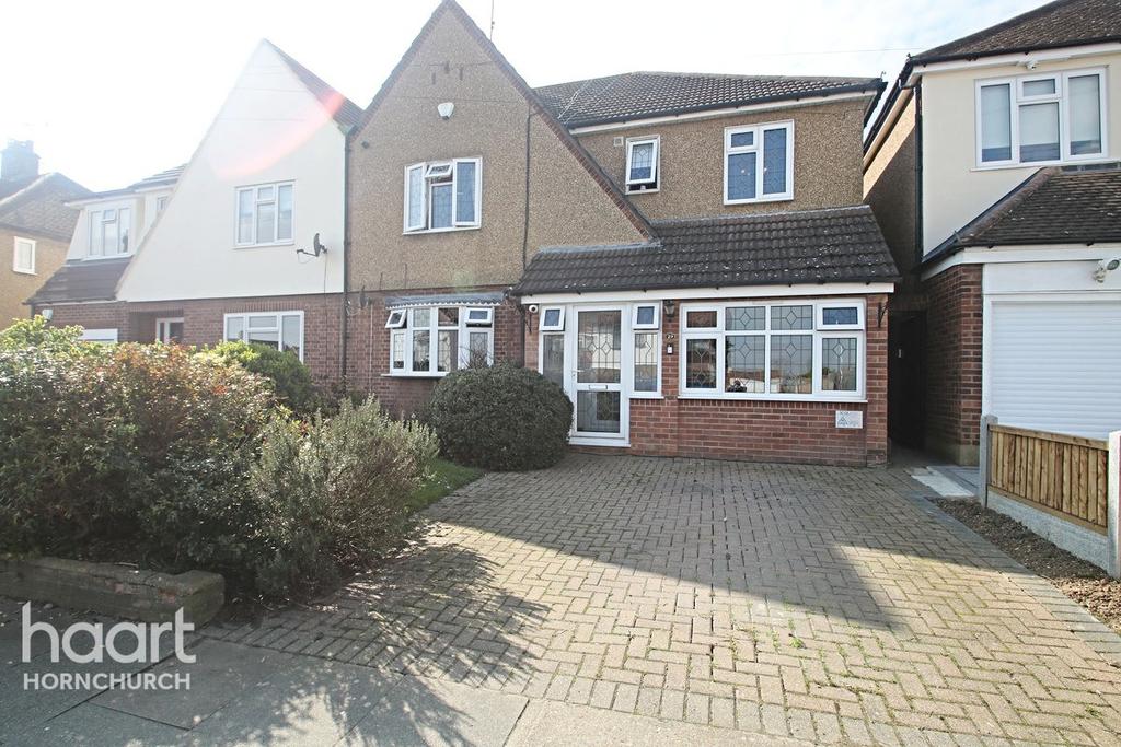Marlborough Gardens, Upminster 4 bed semidetached house £700,000