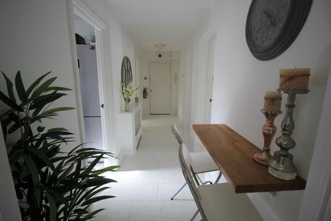 Flat 401, Marble Arch Apartments, 11 Harrowby Street, London, W1H 5PR