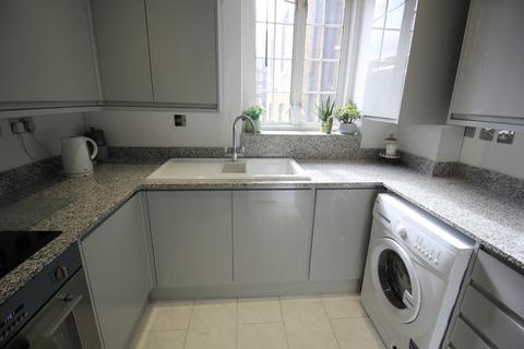 Flat 401, Marble Arch Apartments, 11 Harrowby Street, London, W1H 5PR