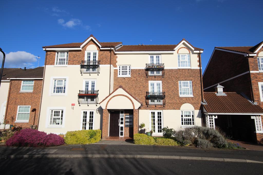 Chathill Close, West Monkseaton, Whitley Bay, NE25 9LN 2 bed flat £