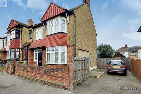 9 Bennett Road, Romford, RM6 6ES