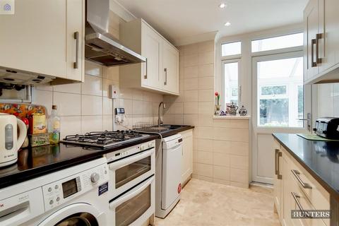9 Bennett Road, Romford, RM6 6ES