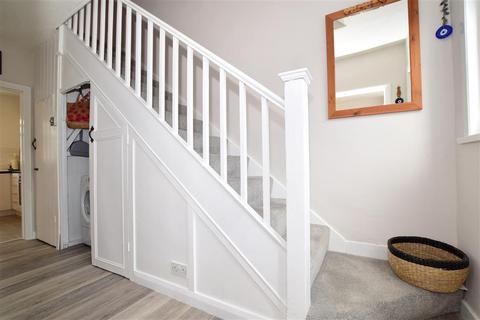 13 Woodside Road, Bexleyheath, DA7 6LB