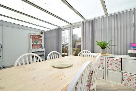 13 Woodside Road, Bexleyheath, DA7 6LB