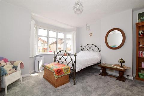 13 Woodside Road, Bexleyheath, DA7 6LB