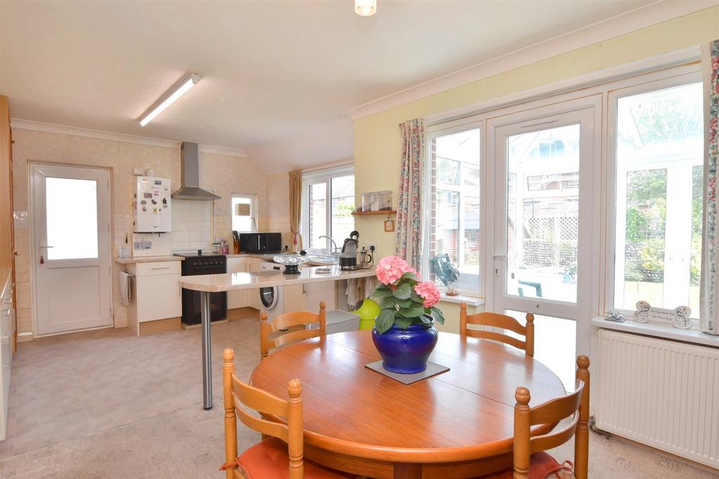 Kitchen/ Diner