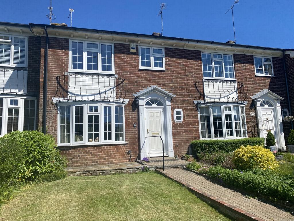 High Street, Cuckfield, RH17 3 bed house £500,000