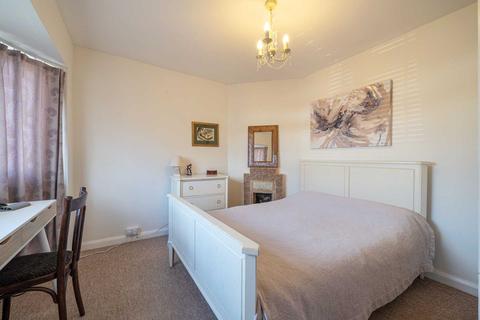 135 Chiltern Road, Caversham, Reading, RG4 5JG
