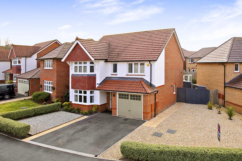 Primrose Drive, Newton Abbot 4 bed detached house for sale £415,000