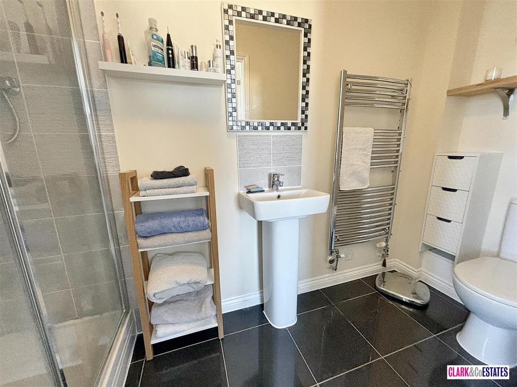 Ensuite