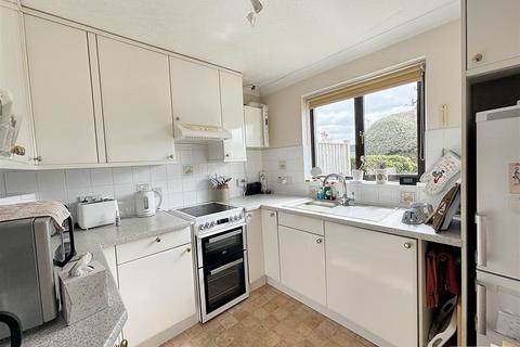 2 bedroom apartment for sale, St. Margarets Court, Exe Street, Topsham