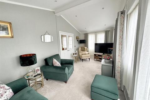 2 bedroom park home for sale, Riverside Meadow, Newport Park, Exeter